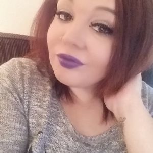 Meet your Posher, Toni